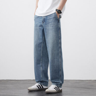Loose straight casual men jeans with custom logo