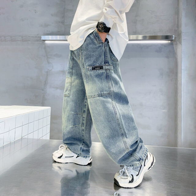 Autumn loose fit boys children jeans in denim style