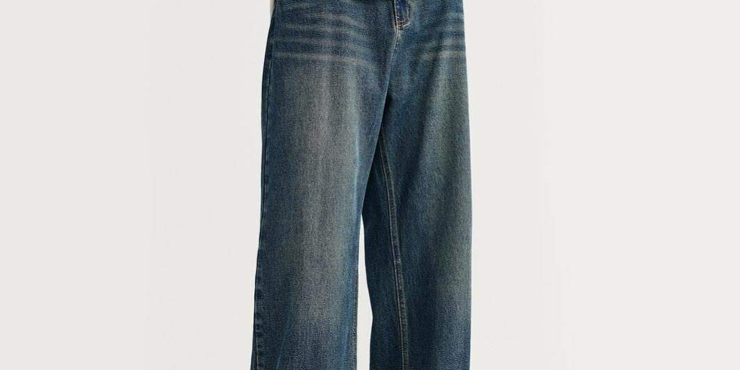 Premium loose vintage men jeans denim style
