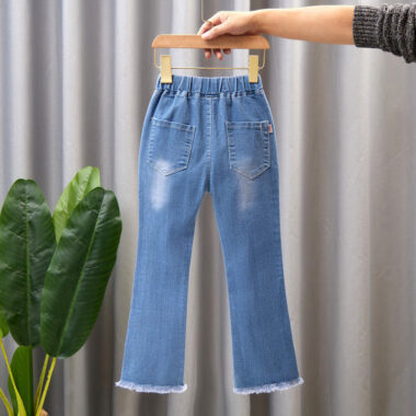 Stylish flared Children Jeans for spring and autumn