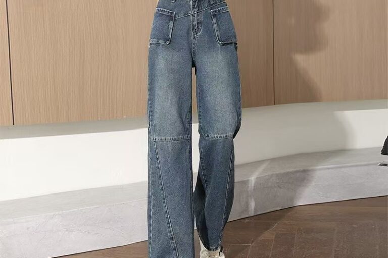 Loose pocket-design versatile straight women jeans
