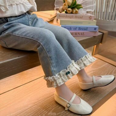 Flared girls children jeans for spring and autumn