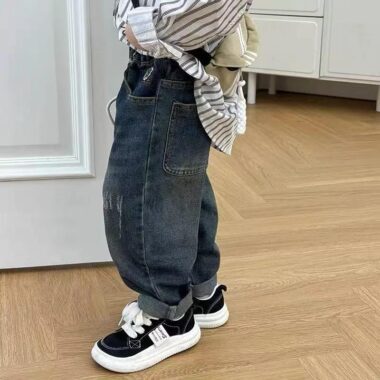 Loose casual boys children jeans for spring and autumn