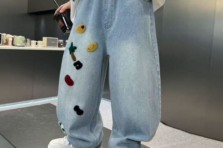 Loose straight-leg boys children jeans for spring and autumn