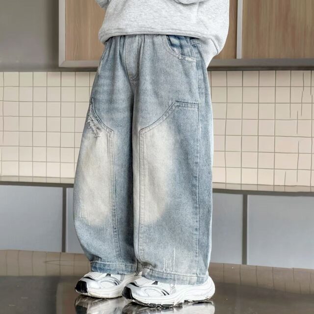 Straight-leg boys children jeans for spring and autumn
