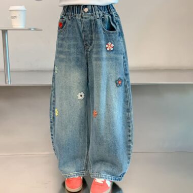 Straight-leg girls children jeans for spring and autumn