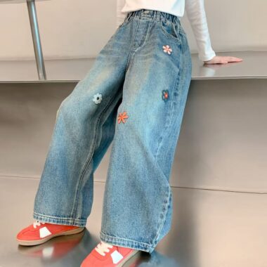 Straight-leg girls children jeans for spring and autumn