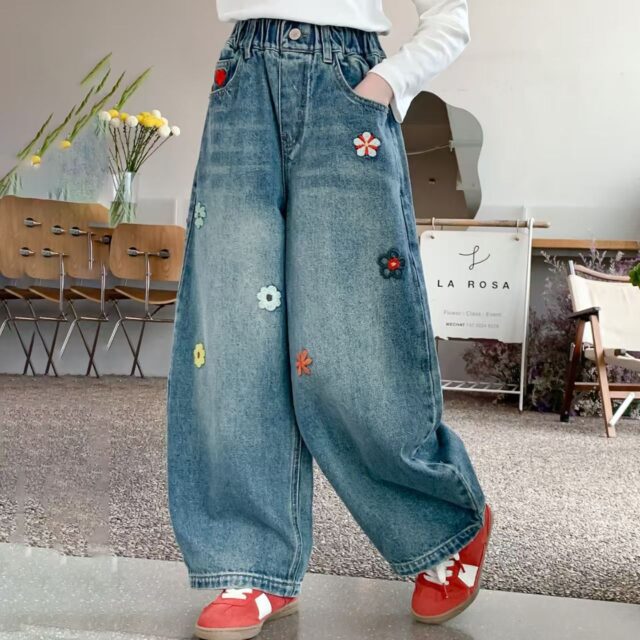 Straight-leg girls children jeans for spring and autumn
