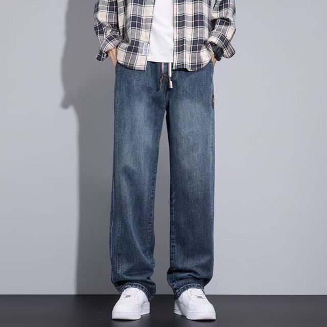 Vintage straight-leg casual men jeans for spring and autumn