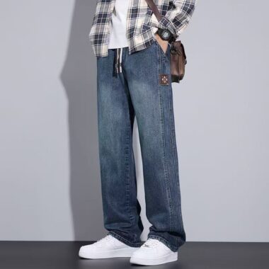 Vintage straight-leg casual men jeans for spring and autumn