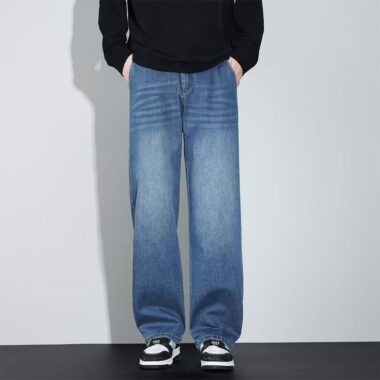 Premium vintage straight men jeans for autumn