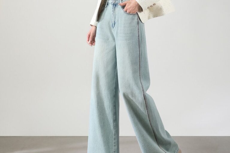 Comfortable high waist wide leg women jeans for autumn (5) Autumn high waist comfortable loose wide leg women jeans