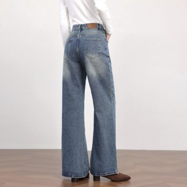 Plus size vintage high waist loose flare women jeans