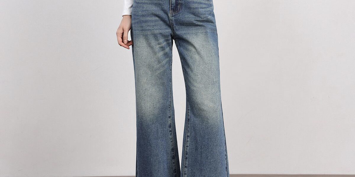 Plus size vintage high waist loose flare women jeans