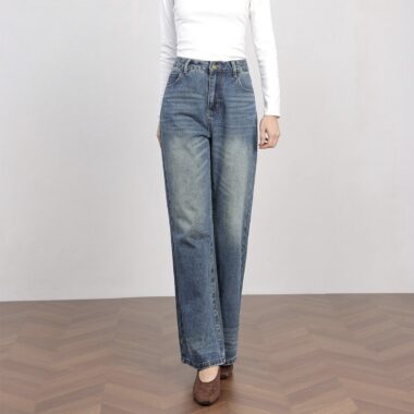 Plus size vintage high waist loose flare women jeans